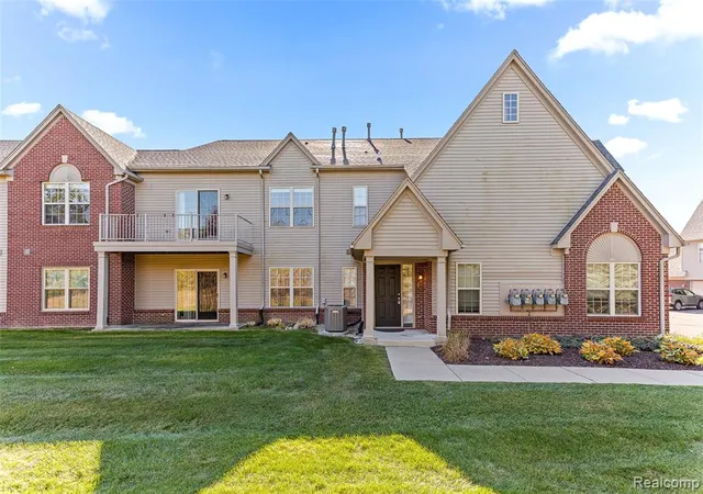 Homes for sale in Ann Arbor, MI | 1465 Addington Ln, Ann Arbor, MI 48108 8955 | MLS# 60949005