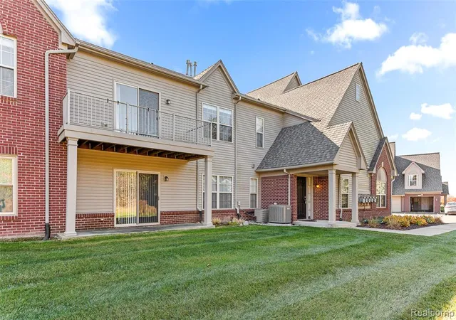 Homes for sale in Ann Arbor, MI | 1465 Addington Ln, Ann Arbor, MI 48108 8955 | MLS# 60949005