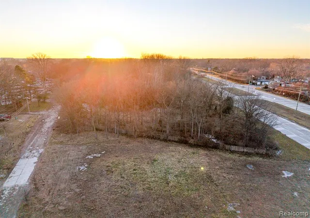 5th image of 50841 Michigan Ave, Van Buren Township, MI 48111 | MLS# 60964241