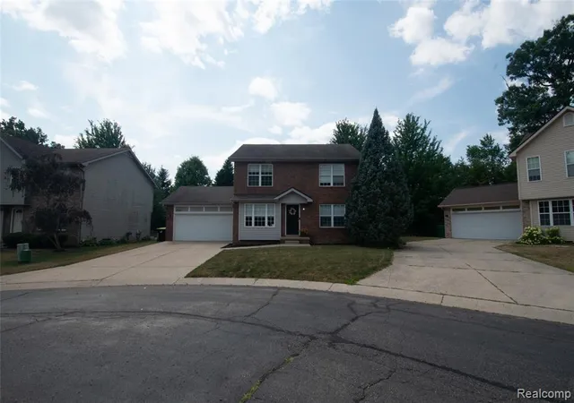 2nd image of 2649 Konrad Ct, Auburn Hills, MI 48326 | MLS# 61016862