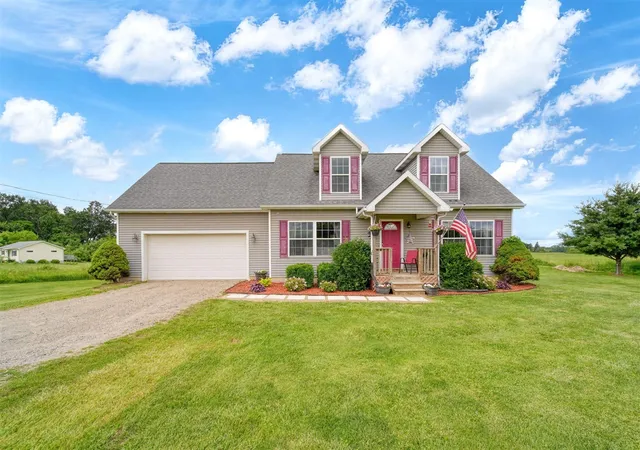 1st image of 5867 E Hillcrest Dr, Eaton Rapids, MI 48827 | MLS# 70540458