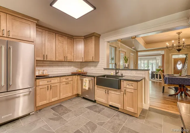 Photo 2 of Single family home for sale at 420 N Evans St, Tecumseh, MI 49286 1454 | MLS# 61024987 | Listing updated on 2026-09-12