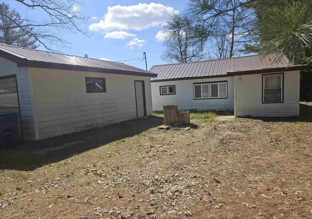 Photo 1 of Single family home for sale at 6644 Carpenter Rd, Harrison, MI 48625 | MLS# 50206993 | Listing updated on 2026-07-15