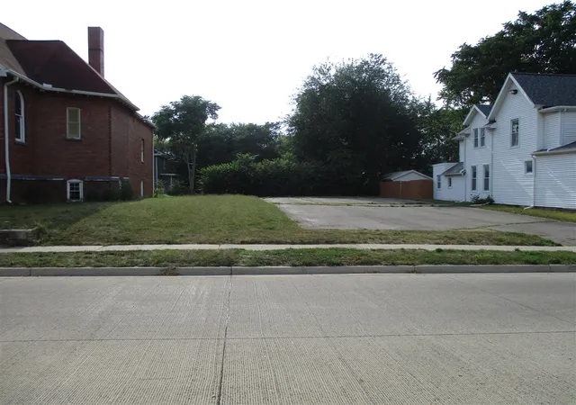 Photo 3 of Land for sale at 608 Greenwood Pl, Jackson, MI 49203 | MLS# 70550879 | Listing updated on 2026-08-07