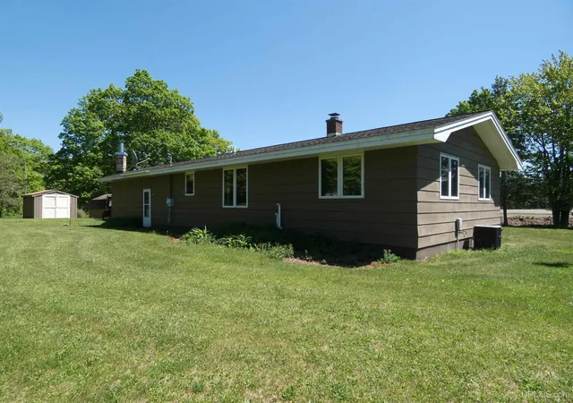 Homes for sale in Bessemer, MI | 6386 E Wood Ln, Bessemer, MI 49911 | MLS# 50210274