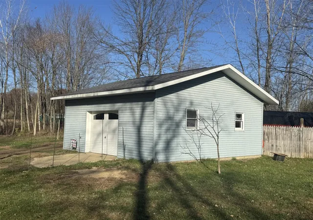 Homes for sale in Gobles, MI | 40368 28th Avenue, Gobles, MI 49055 | MLS# 70504919