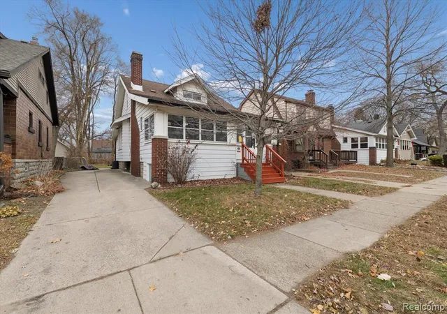 Homes for sale in Ferndale, MI | 265 E Lewiston Ave, Ferndale, MI 48220 | MLS# 61000109