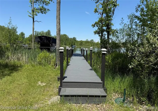 4th image of 4260 Mccormick Dr, Linden, MI 48451 | MLS# 60995895