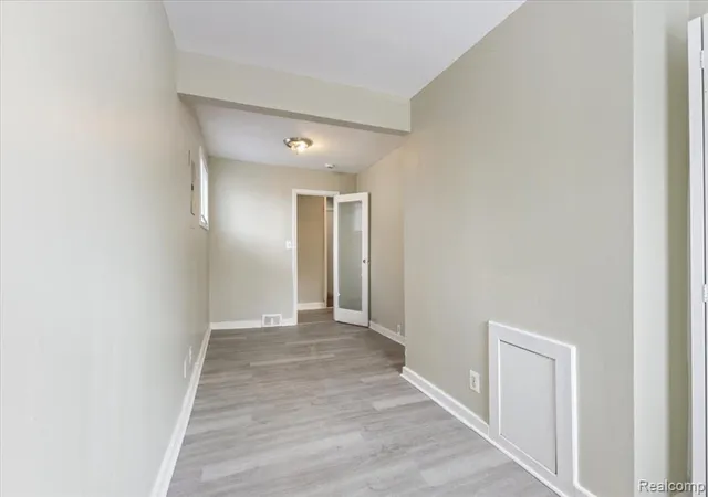 4th image of 6808 Fisher Ave, Warren, MI 48091 | MLS# 60974453