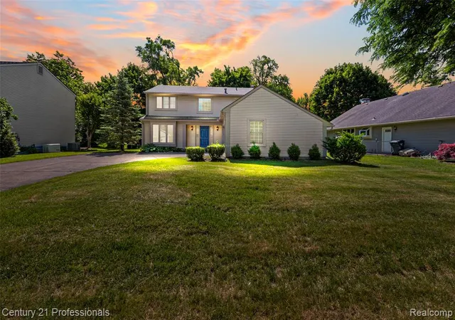 Photo 1 of Single family home for sale at 1872 Flemington Dr, Troy, MI 48098 2559 | MLS# 61025271 | Listing updated on 2026-08-28