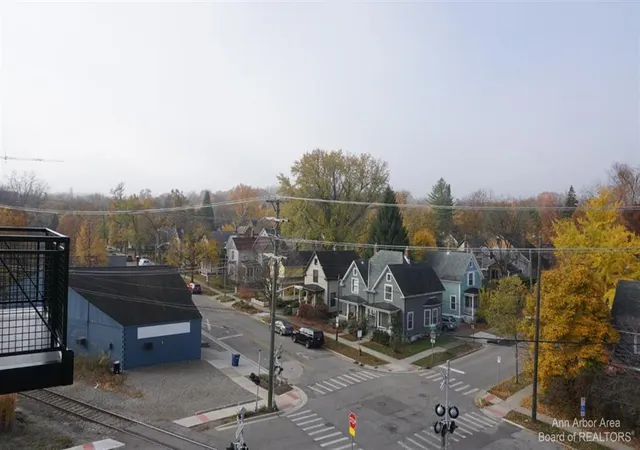 22nd image of 441 S Ashley St #405, Ann Arbor, MI 48103 | MLS# 70447338