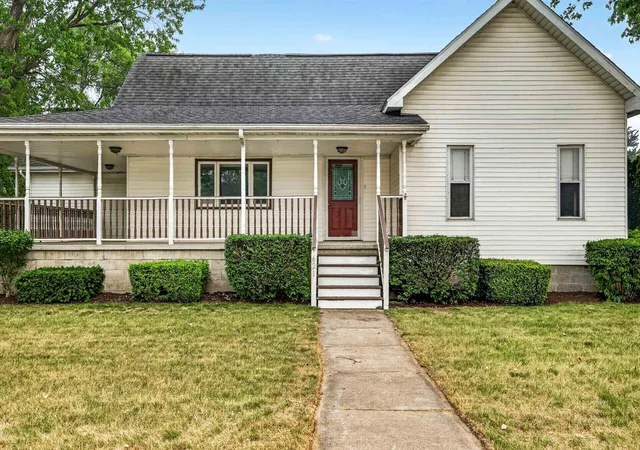 Photo 1 of Sale Pending at 621 W Saginaw St, Hemlock, MI 48626 | MLS# 50215331 | Listing updated on 2026-07-20