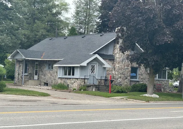 Homes for sale in Bellaire, MI | 613 E Cayuga St, Bellaire, MI 49615 | MLS# 80070556