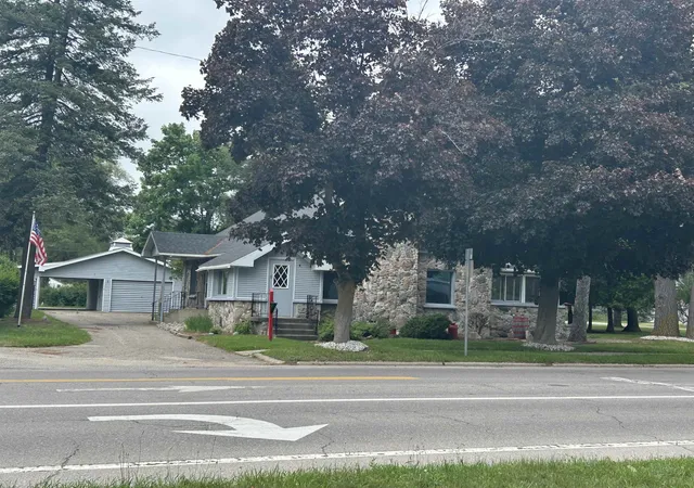 Homes for sale in Bellaire, MI | 613 E Cayuga St, Bellaire, MI 49615 | MLS# 80070556