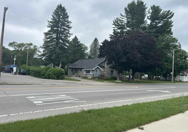 Homes for sale in Bellaire, MI | 613 E Cayuga St, Bellaire, MI 49615 | MLS# 80070556