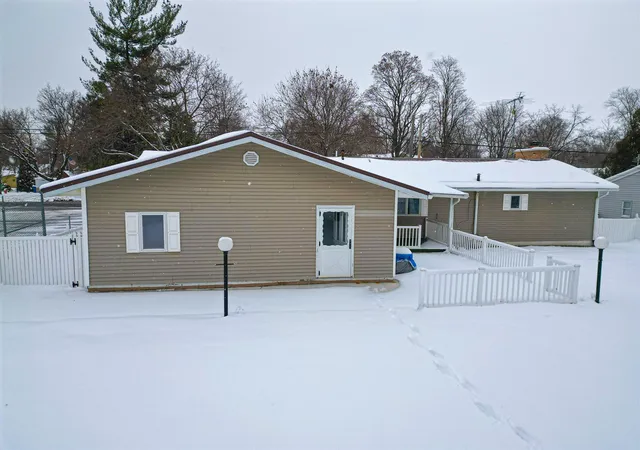 Homes for sale in Howard City, MI | 508 Emory St, Howard City, MI 49329 | MLS# 70507112