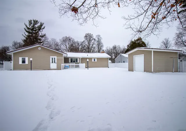 Homes for sale in Howard City, MI | 508 Emory St, Howard City, MI 49329 | MLS# 70507112