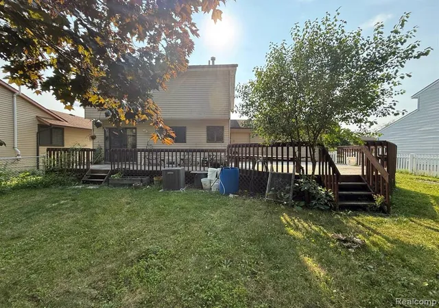 Photo 4 of Single family home for sale at 1950 Andover Dr, Ypsilanti, MI 48198 | MLS# 61013845 | Listing updated on 2026-07-28