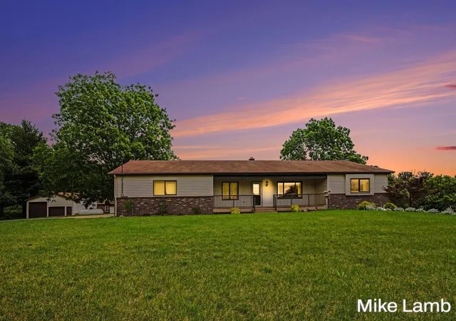 2nd image of 3685 20th St, Dorr, MI 49323 | MLS# 70540410