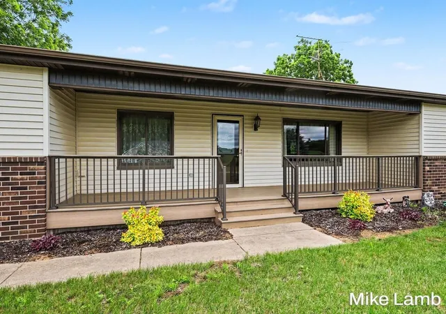 3rd image of 3685 20Th St, Dorr, MI 49323 | MLS# 70540410