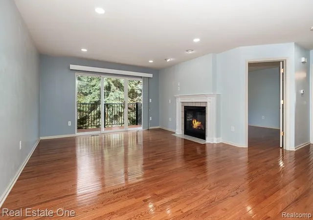 5th image of 6963 Edgewater Dr, Troy, MI 48085 | MLS# 60997016