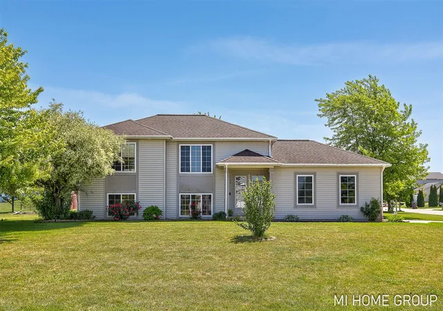 Homes for sale in Holland, MI | 3538 Snip Dr, Holland, MI 49424 | MLS# 70544711