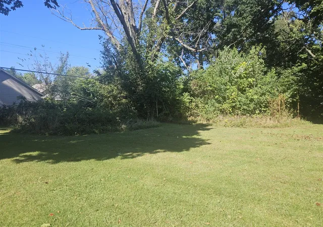 Photo 2 of Sale Pending at 238 Pine St, Benton Harbor, MI 49022 | MLS# 70549508 | Listing updated on 2026-08-19