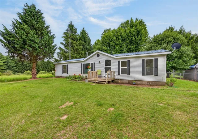 Homes for sale in Harrison, MI | 6178 Meredith Grade Rd, Harrison, MI 48625 | MLS# 70543097