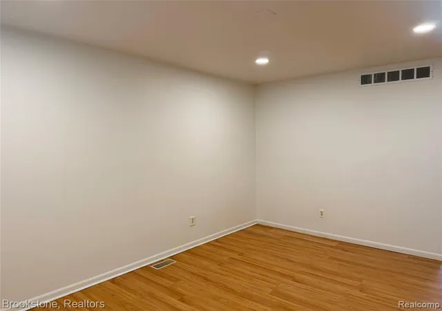 Homes for sale in Sterling Heights, MI | 8401 18 Mile Rd #196, Sterling Heights, MI 48313 | MLS# 60971584