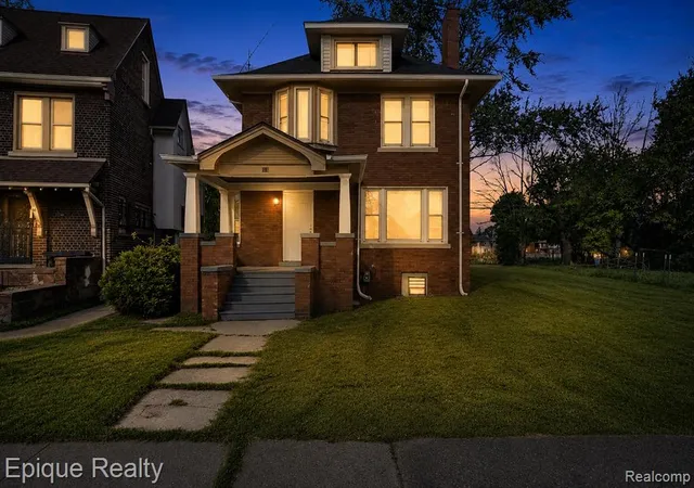 Homes for sale in Highland Park, MI | 64 Glendale St, Highland Park, MI 48203 | MLS# 61006179