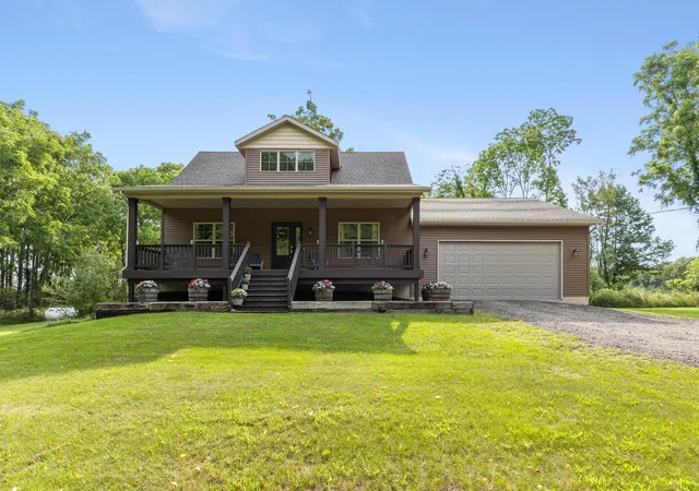 2nd image of 2717 S Berridge Rd, Sidney, MI 48885 | MLS# 70553202