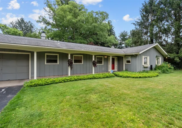Homes for sale in Niles, MI | 1005 Sassafras Ln, Niles, MI 49120 | MLS# 70539970