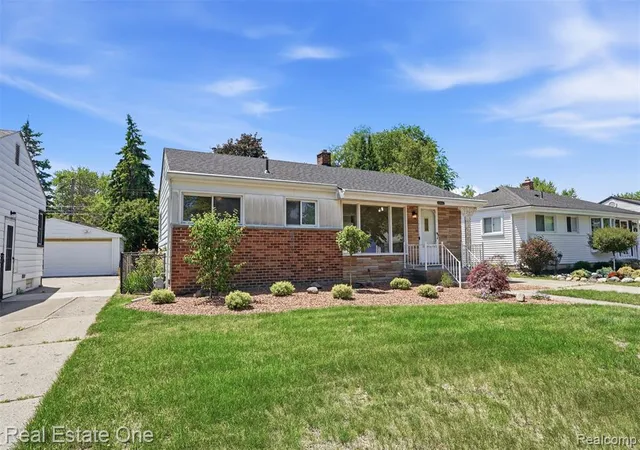 Homes for sale in Garden City, MI | 33441 Alta St, Garden City, MI 48135 | MLS# 60998941