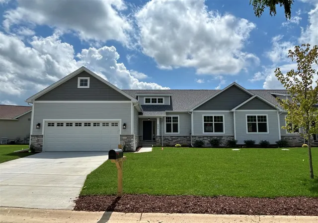 Photo 25 of Condo for sale at 5696 Trl Side Ln #3, Hamburg Twp, MI 48189 | MLS# 70504407 | Listing updated on 2026-08-06
