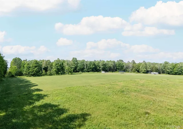 4th image of 10399 E Porcupine Lake Rd, Long Lake, WI 54542 | MLS# 50213670