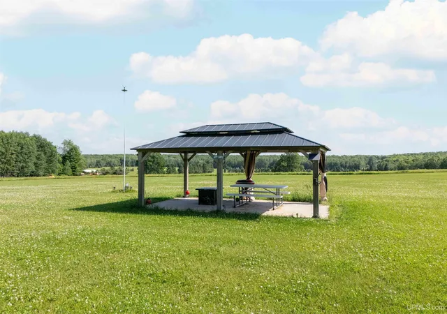 5th image of 10399 E Porcupine Lake Rd, Long Lake, WI 54542 | MLS# 50213670
