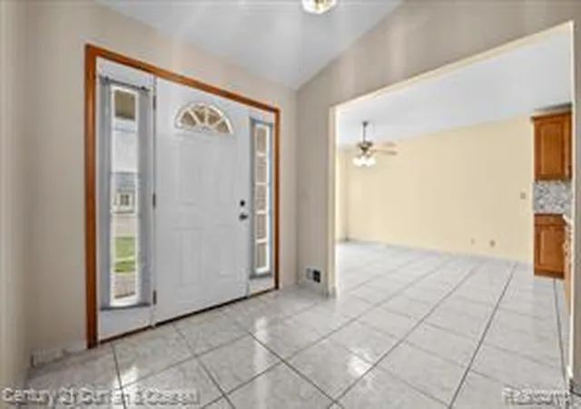 Homes for sale in Monroe, MI | 1620 Tony Ct, Monroe, MI 48162 | MLS# 61009707