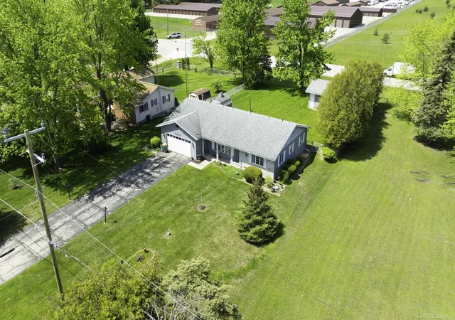 Homes for sale in Lexington, MI | 7685 Countryside Rd, Lexington, MI 48450 | MLS# 50209501