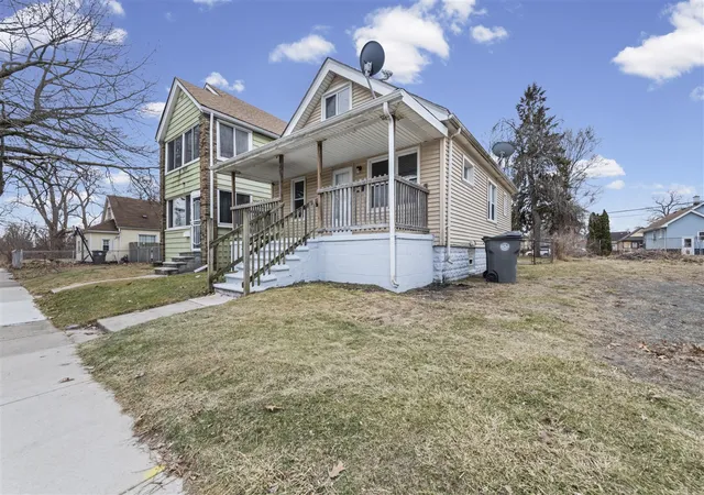 Homes for sale in Ecorse, MI | 36 E Charlotte Ave, Ecorse, MI 48229 | MLS# 70517692