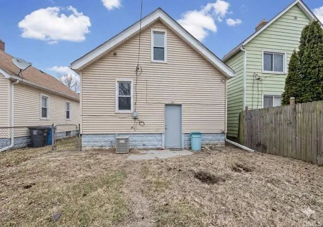 Homes for sale in Ecorse, MI | 36 E Charlotte Ave, Ecorse, MI 48229 | MLS# 70517692