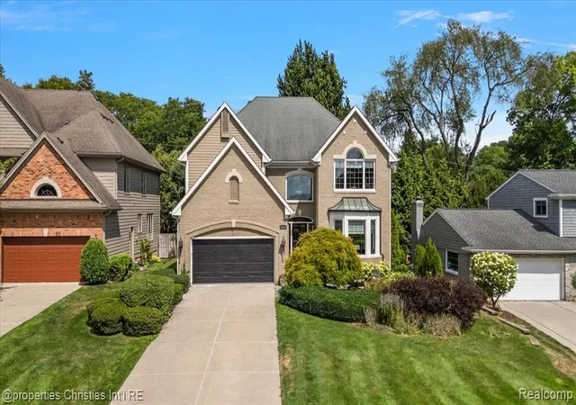 Photo 1 of Single family home for sale at 2010 Northlawn Blvd, Birmingham, MI 48009 | MLS# 61023065 | Listing updated on 2026-09-06