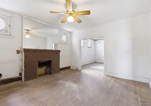 Photo 4 of Single family home for sale at 4087 Vicksburg St, Detroit, MI 48204 2426 | MLS# 60995746 | Listing updated on 2026-10-21