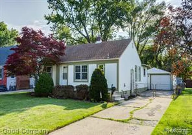 Homes for sale in Berkley, MI | 1800 Cummings Ave, Berkley, MI 48072 | MLS# 61008323