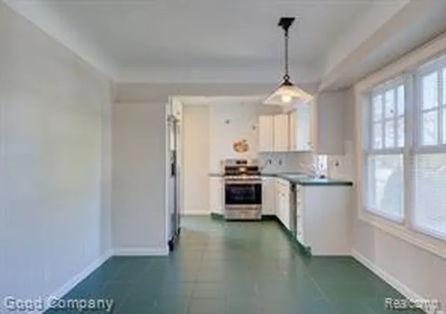 Homes for sale in Berkley, MI | 1800 Cummings Ave, Berkley, MI 48072 | MLS# 61008323