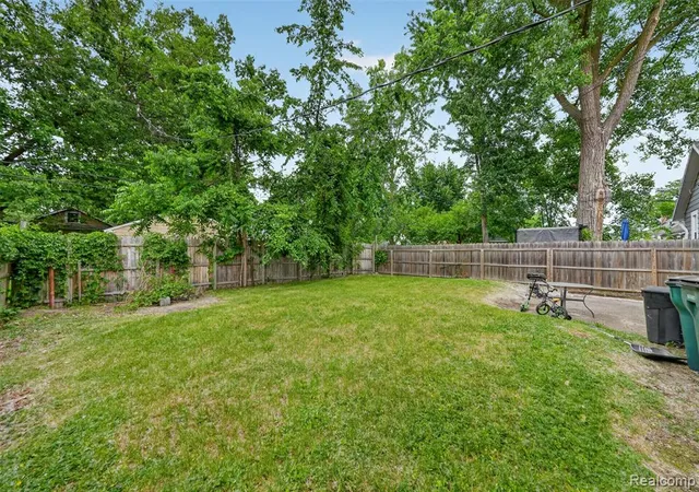 52nd image of 1529 Silman St, Ferndale, MI 48220 | MLS# 61000314