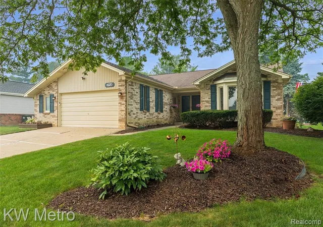 Photo 1 of Sale Pending at 2154 Warrington Rd, Rochester Hills, MI 48307 3770 | MLS# 61011272 | Listing updated on 2026-08-30