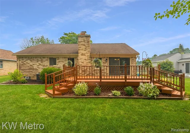 Photo 3 of Sale Pending at 2154 Warrington Rd, Rochester Hills, MI 48307 3770 | MLS# 61011272 | Listing updated on 2026-08-30