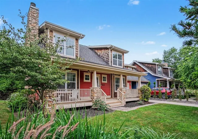 2nd image of 3048 Park Dr, Douglas, MI 49406 | MLS# 70552568