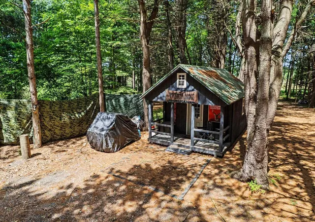 5th image of S Fenmore Rd, Merrill, MI 48637 | MLS# 50212758