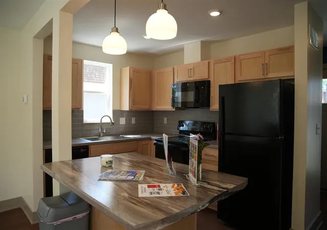 Photo 2 of Single family home for sale at 2107 Linden Ave, Grand Rapids, MI 49507 | MLS# 70486869 | Listing updated on 2026-08-11